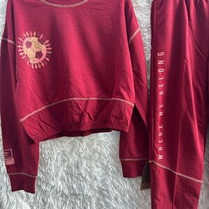 Umbro Red Graphic Sweatshirt and Joggers Set in size Small (7/8)